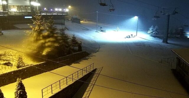 Prvi snijeg zabijelio na Vlašiću