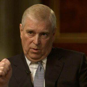 Bivša sobarica otkrila bizarnosti o sinu kraljice Elizabete